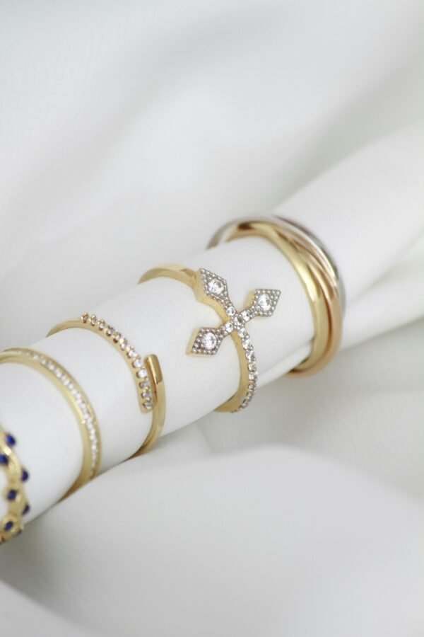 ✨ Faith & Sparkle: Modern Cross Ring & Stacking Set